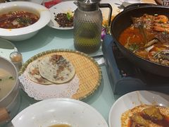 -江南韵·无锡太湖文化体验餐厅(凤凰天街店)