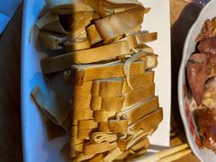熏干豆腐卷-聚合鑫东北熏酱熟食麻辣面(长阳店)