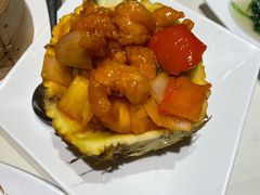 菠萝咕噜虾球-衡山汇·高级粤菜(霄云路店)