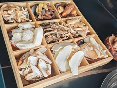 -野菌皇海景野生菌火锅(滨海大道店)