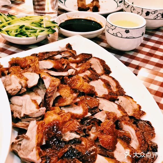 外滩北京烤鸭饭庄(大石西路店)