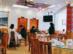 大堂-鹤乡东北菜(崮山路店)