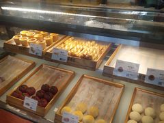 面包甜点陈列柜-南宋胡记(杭州体育场路店)