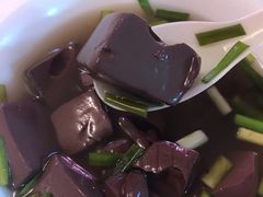 -阿一猪红汤(东风西路店)