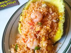 原只菠萝海鲜炒饭-绿茵阁牛扒餐厅(客村店)