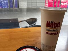 -The Habit Burger Grill 哈比特汉堡(世博店)
