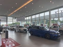 -南充通源宝马4S店(高坪店)