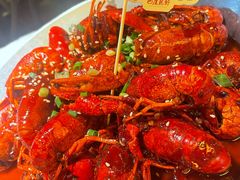 -巴厘龙虾·榜首油焖大虾(音乐学院·沿江酒馆店)