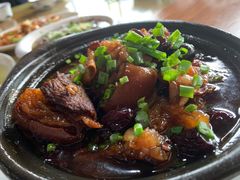 红烧羊肉-唔呶喔哩酒家(生产街店)