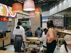 -魔都三兄弟酸辣粉·蘸卤炸串(虹桥万科店)