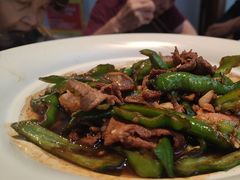 -阿瓦山寨·湘菜现炒·剁椒鱼头王(咸阳总店)
