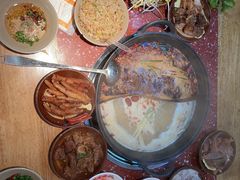 -赵美丽·重庆社区火锅·直营店(火车东站·中豪国际店)