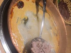 -洱火云南酸菜牛肉火锅(石景山当代商城店)