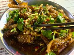 -后街佬·炭火鲜鱼杂(南城店)