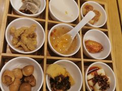 -蓉李记成都名小吃(武汉菱角湖万达店)