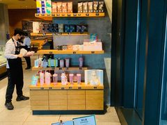 -星巴克臻选(深圳龙岗万科店)