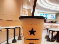 -星巴克臻选(上海陆家嘴中心店)