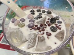 冰粉-张氏宽窄巷成都名小吃(茂业百货华强北店)