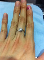 -威德钻石-克拉钻大本营(南京东路店)