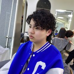 -初心HAlRSALON烫染接发