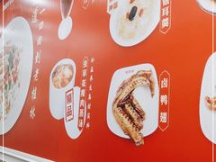 -桂姥姥·桂林卤粉·锅烧桂林米粉(莲塘店)