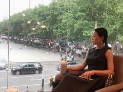 -星巴克臻选(南京艾尚天地店)