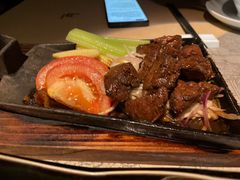 -穹六人间 people 6(岳阳路店)