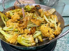 -鹤乡东北菜(崮山路店)