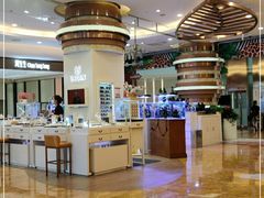 -王府井百货熙地港店