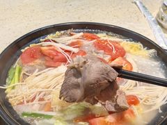 -九寨特色牦牛肉汤锅 羊肉汤锅