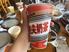 -包整·丝娃娃(一览甲秀楼风景店)