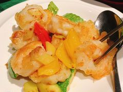瑶柱酱爆带子虾球-誉八仙茶室酒楼(新天地店)