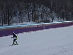 -亚布力新体委滑雪场