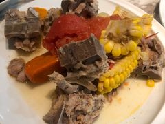 番茄玉米煲龙骨-汤城小厨•粤菜•靓汤(西直门凯德MALL店)