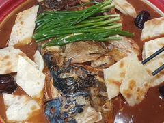 垮炖胖鱼头泡饼-大碗居·烤鸭·鱼头泡饼(天坛东门店)