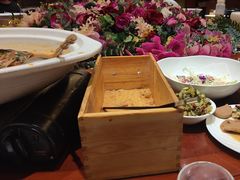 -梅花香里大酒店(郁金香路店)