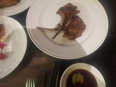 -大中华希尔顿酒店-念自助餐·嗨啤·小龙虾