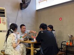 -黄潇洒老火锅(九眼桥宏济巷店)