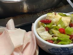 -九尺赵老四鲜鹅肠火锅