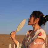 明月出天山｜假期来敦煌鸣沙山拍照吧