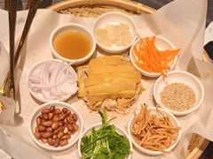 -潮界(虹桥天地店)