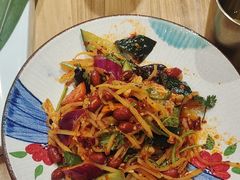 -青瓦餐厅·生鱼片·韩园烤肉(西塔店)