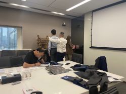 -GIMIWEAR 基米尔男士西服高级定制(陆家嘴店)