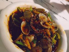 -凤凰路何眼镜香辣蟹(花果园店)