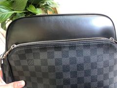 -爱革·洗衣改衣·洗鞋修鞋·洗包修包·奢侈品护理(宝地广场店)