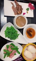 -爱陪伴尊享月子中心(国际店)