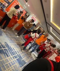 -乐友孕婴童(万象城店)