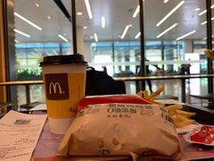 -麦当劳(桃仙机场到达层店)