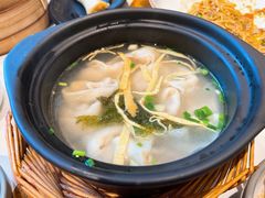 蟹粉小馄饨-馋三尺蟹粉小笼(人民广场店)