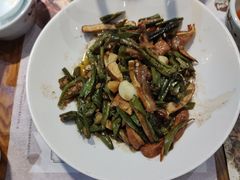 -黄泥岗·地道湖北菜(奥特莱斯店)